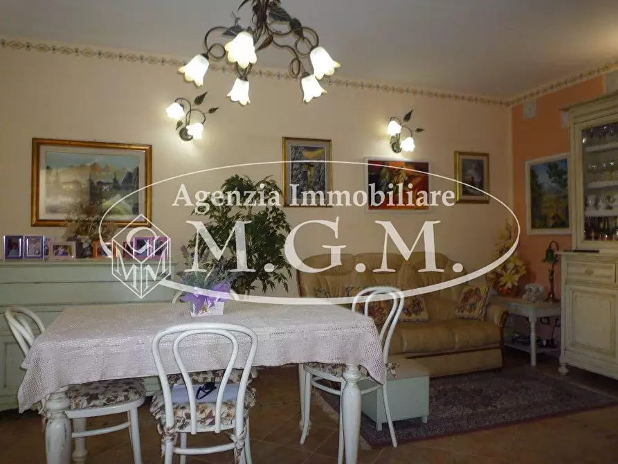 Immagine 5 di Appartamento in vendita  a Santa Maria A Monte