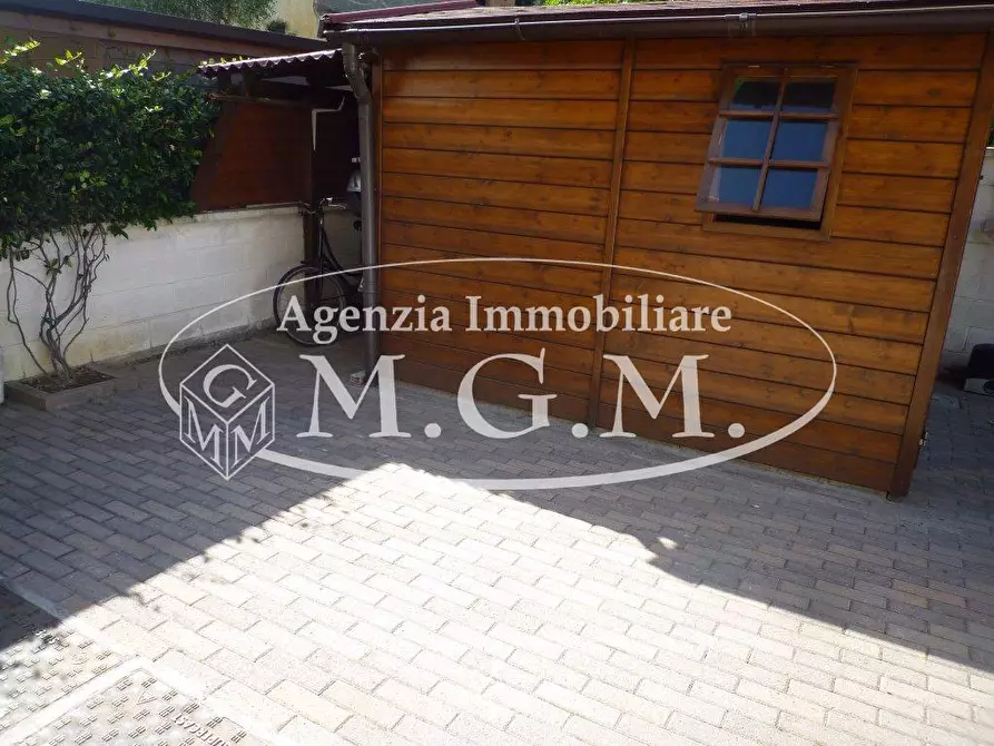 Immagine 17 di Appartamento in vendita  a Santa Maria A Monte