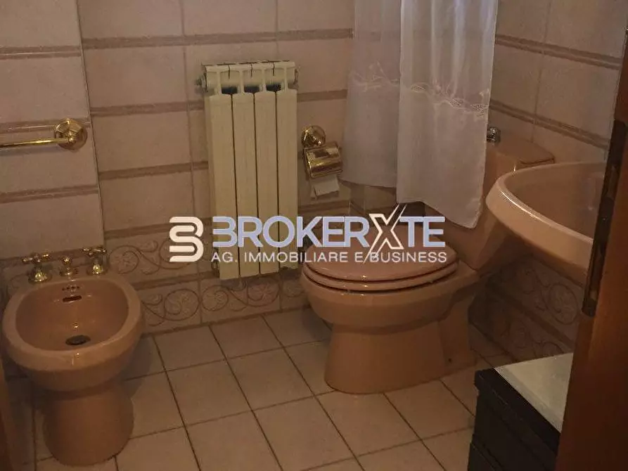Immagine 7 di Casa indipendente in affitto  a Carrara