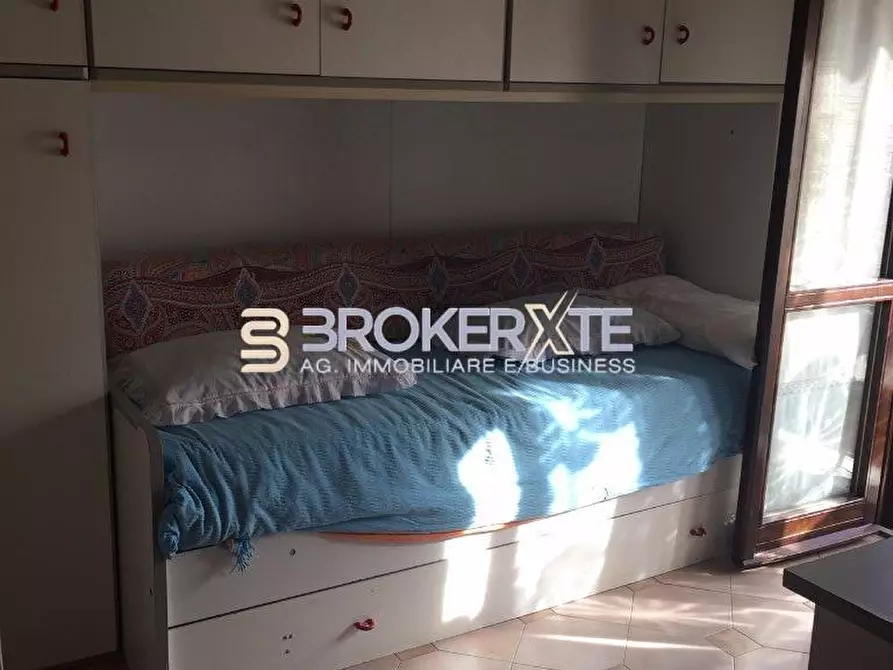 Immagine 9 di Casa indipendente in affitto  a Carrara