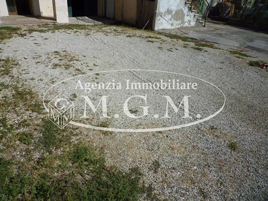 Immagine 29 di Terratetto in vendita  a Santa Maria A Monte