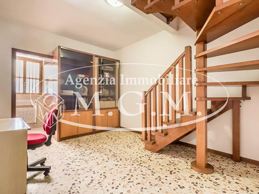 Immagine 23 di Terratetto in vendita  a Santa Maria A Monte