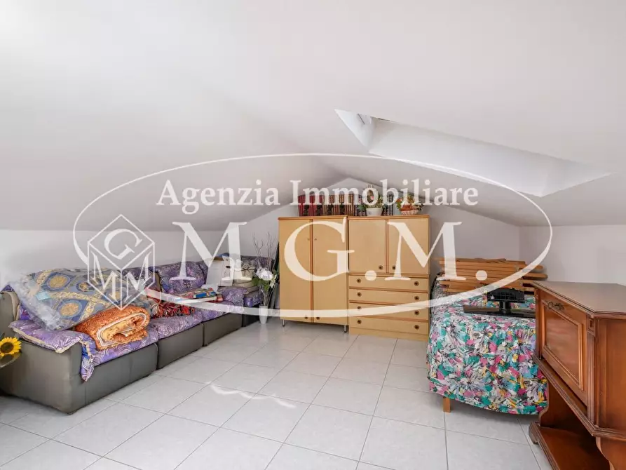 Immagine 36 di Villetta a schiera in vendita  a Buti