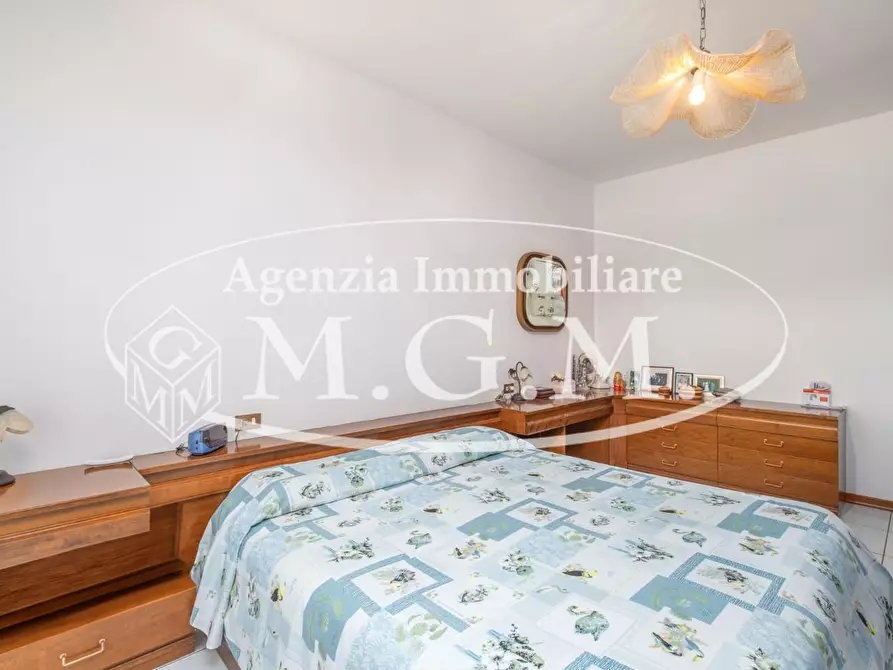 Immagine 29 di Villetta a schiera in vendita  a Buti