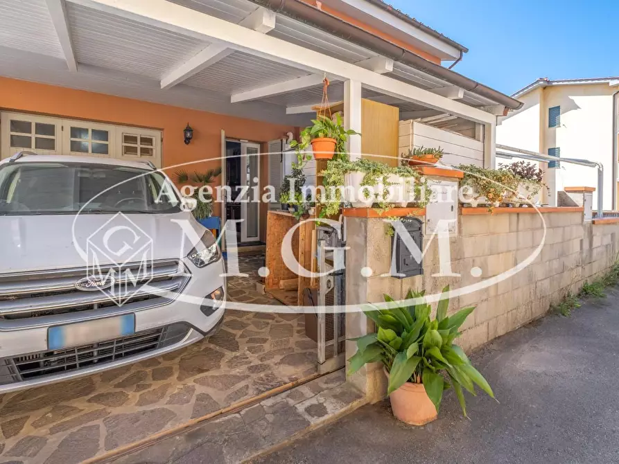 Immagine 20 di Villetta a schiera in vendita  a Buti