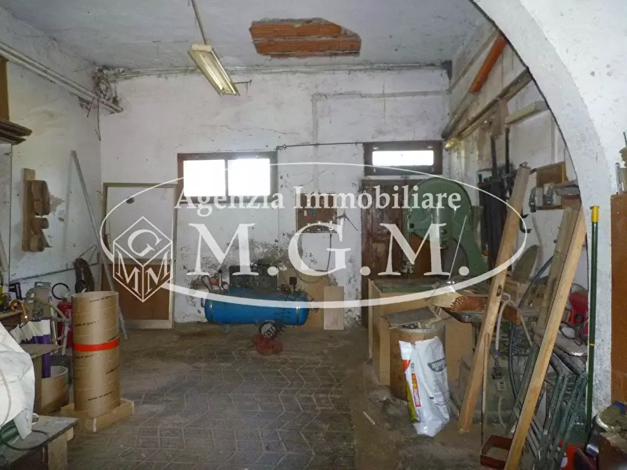 Immagine 18 di Casa indipendente in vendita  a Santa Maria A Monte