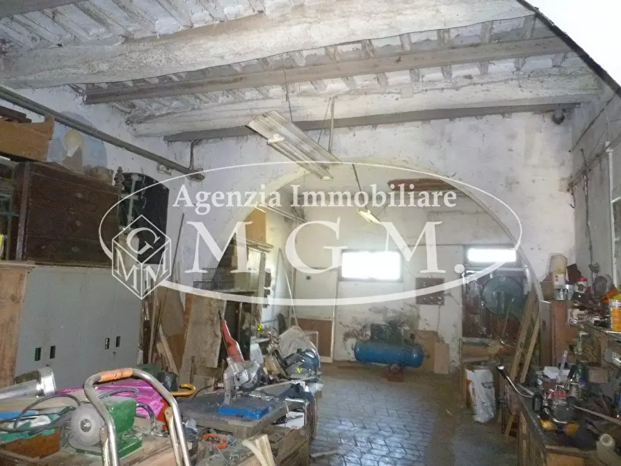 Immagine 19 di Casa indipendente in vendita  a Santa Maria A Monte