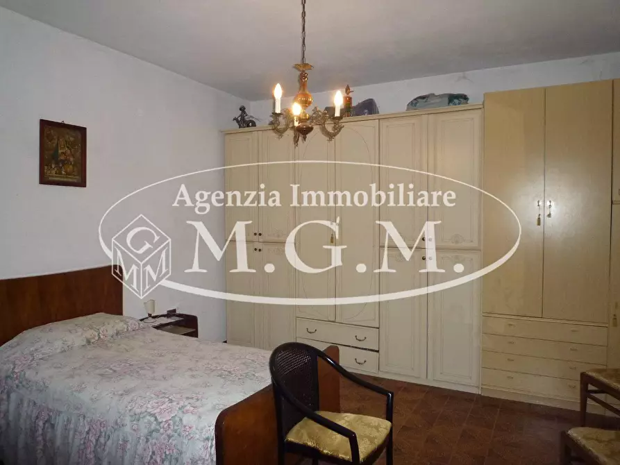 Immagine 15 di Casa indipendente in vendita  a Santa Maria A Monte