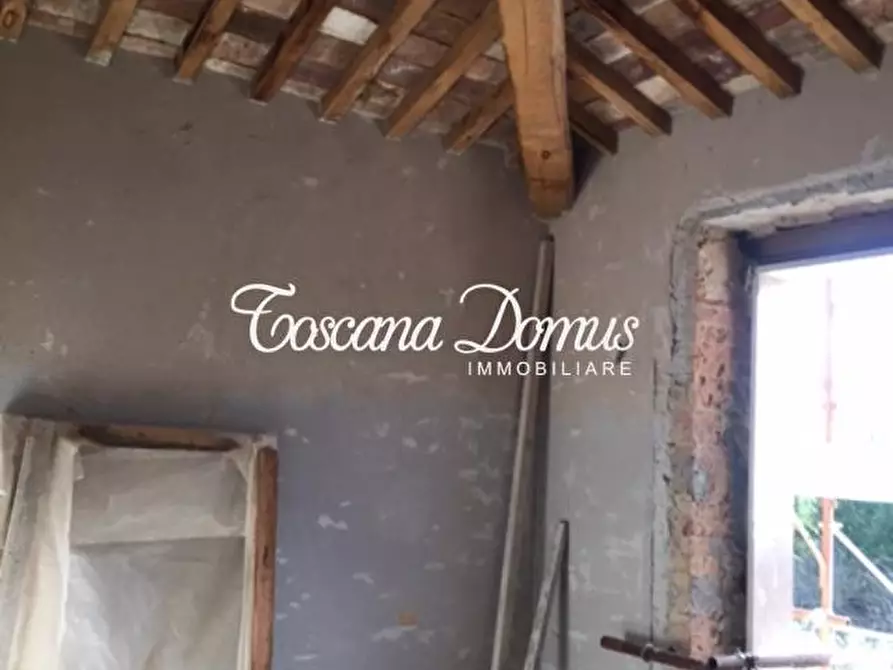 Immagine 3 di Appartamento in vendita  a Siena