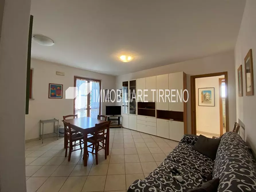 Immagine 5 di Appartamento in affitto  a Massa
