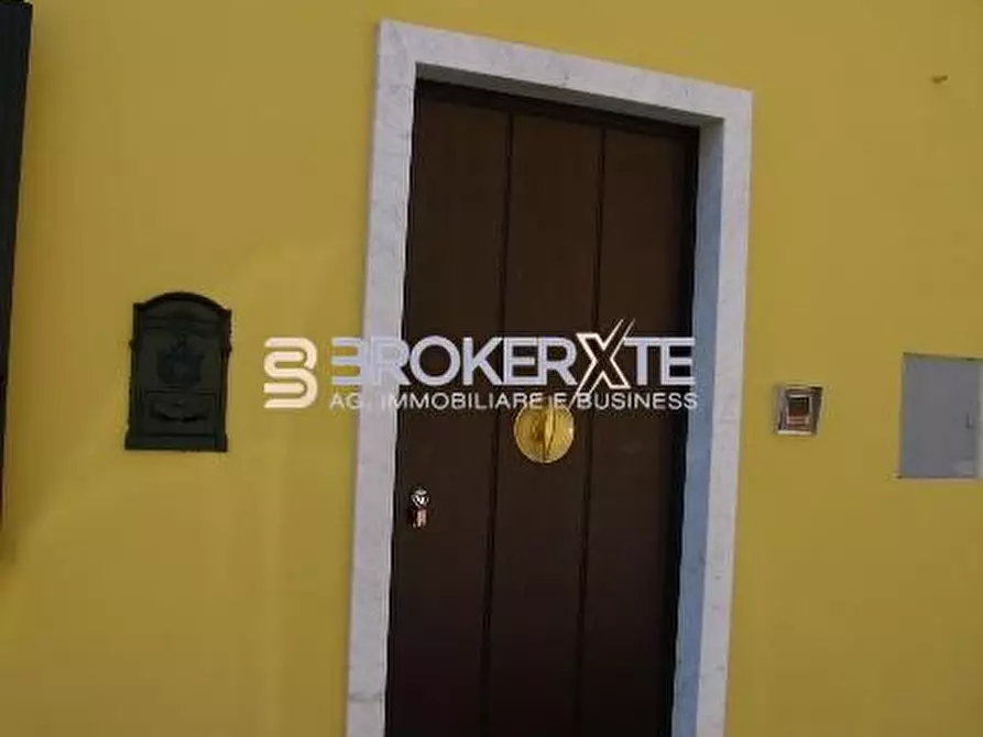 Immagine 24 di Casa semindipendente in vendita  a Carrara