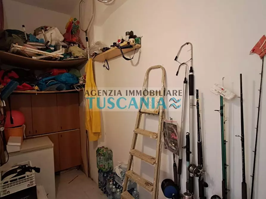 Immagine 21 di Appartamento in vendita  a Cecina
