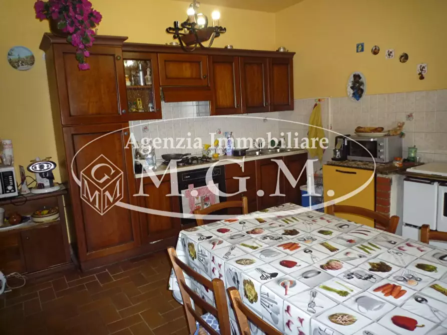 Immagine 9 di Terratetto in vendita  a Santa Maria A Monte