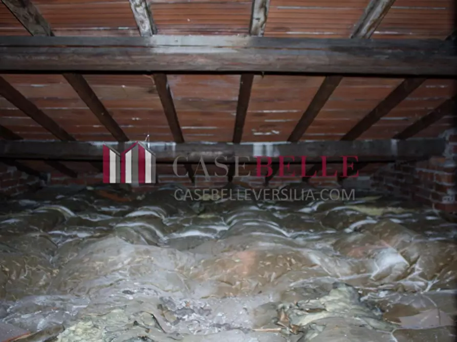 Immagine 29 di Casa bifamiliare in vendita  a Camaiore