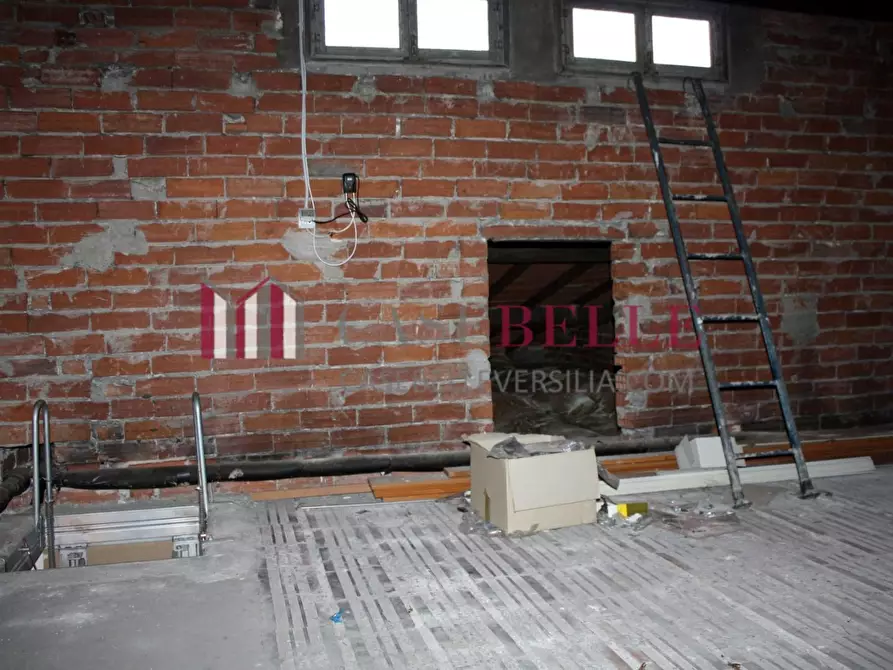 Immagine 27 di Casa bifamiliare in vendita  a Camaiore