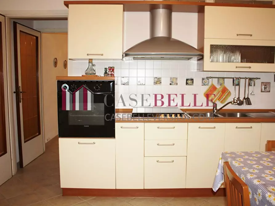 Immagine 12 di Casa bifamiliare in vendita  a Camaiore