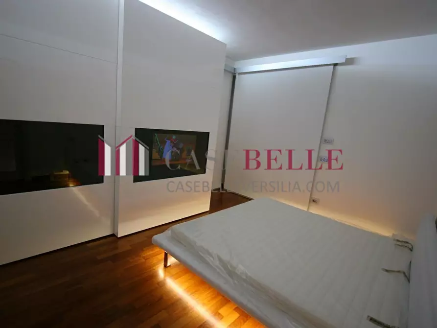 Immagine 24 di Villa in vendita  a Camaiore