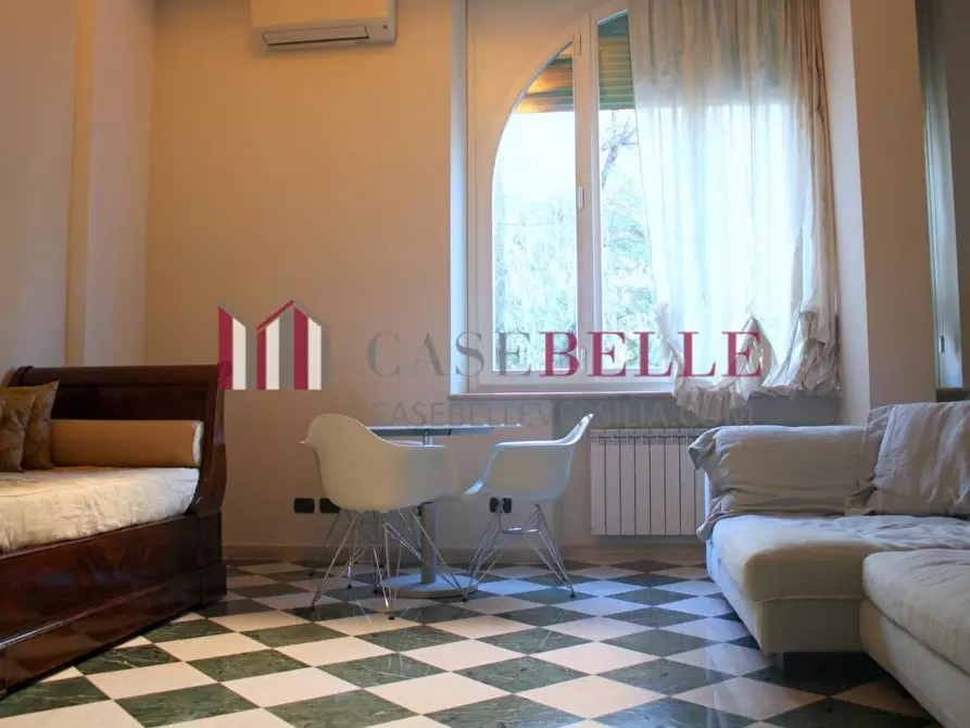 Immagine 3 di Appartamento in vendita  a Viareggio