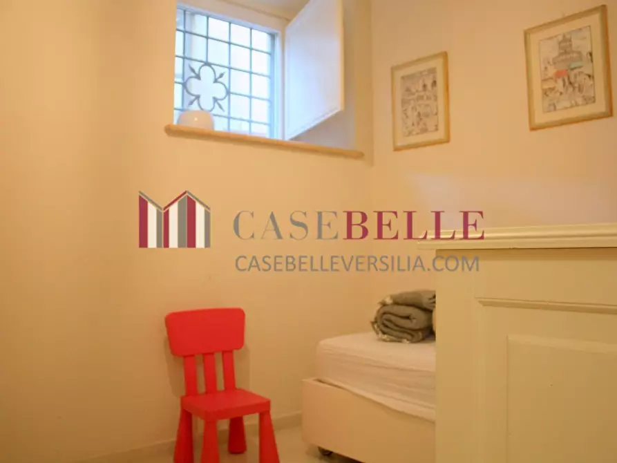 Immagine 28 di Appartamento in vendita  a Viareggio