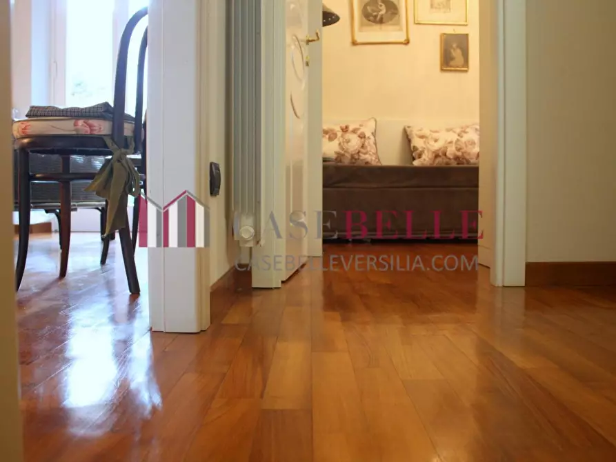 Immagine 7 di Appartamento in vendita  a Viareggio