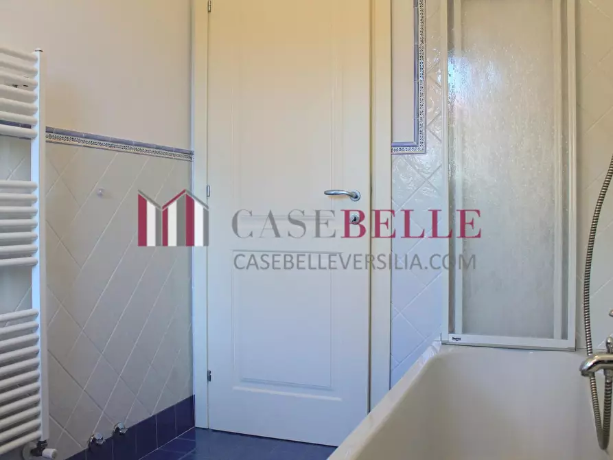 Immagine 12 di Casa semindipendente in affitto  a Pietrasanta