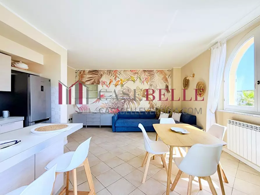 Immagine 1 di Appartamento in affitto  a Pietrasanta