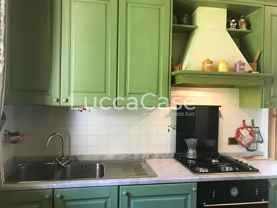 Immagine 13 di Villa in vendita  a Lucca