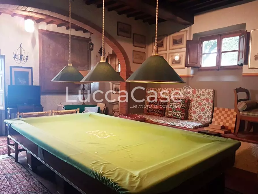 Immagine 5 di Casa colonica in vendita  a Lucca
