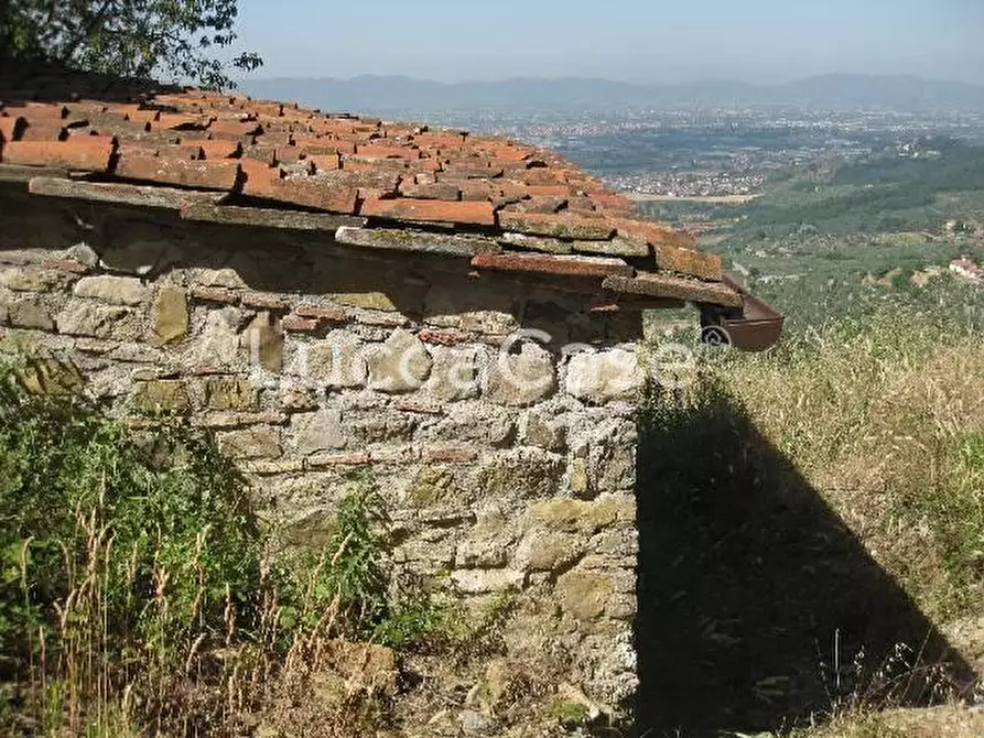 Immagine 7 di Casa colonica in vendita  a Montemurlo
