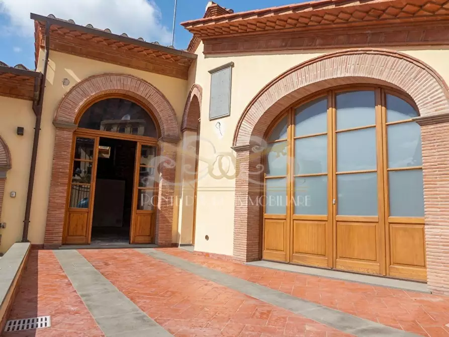 Immagine 1 di Terratetto in vendita  a Vecchiano
