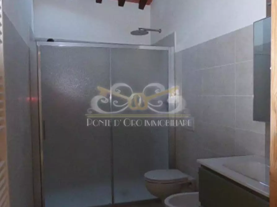 Immagine 12 di Terratetto in vendita  a Vecchiano