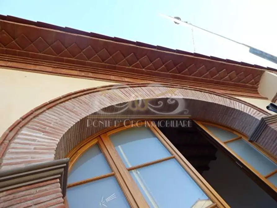 Immagine 17 di Terratetto in vendita  a Vecchiano