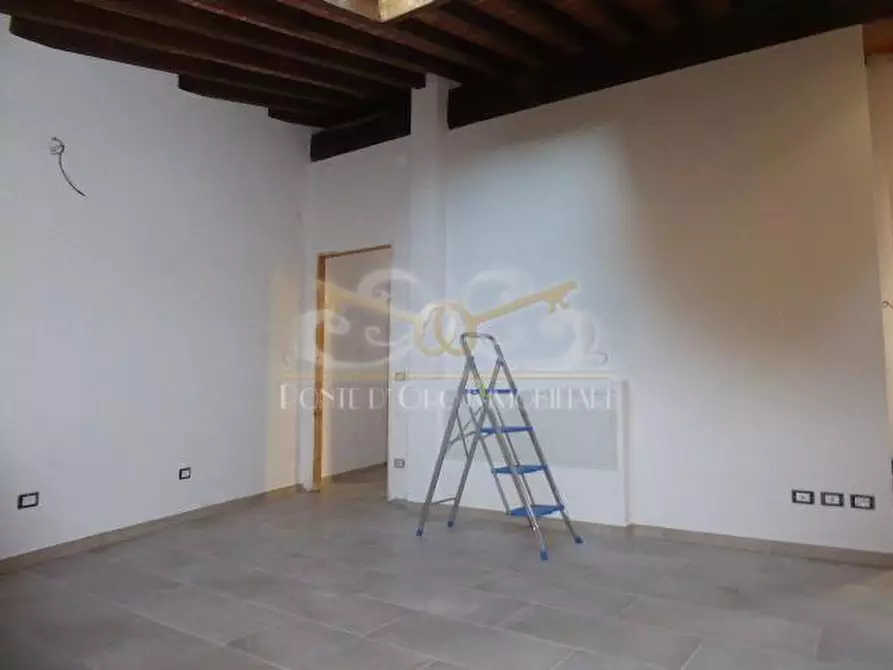 Immagine 7 di Terratetto in vendita  a Vecchiano