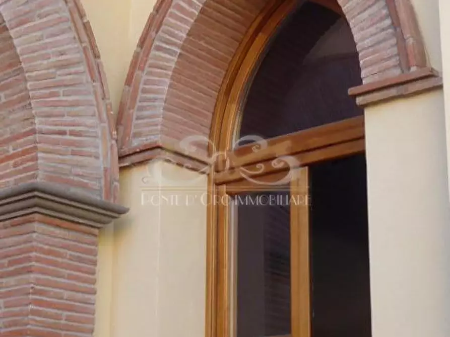 Immagine 21 di Terratetto in vendita  a Vecchiano