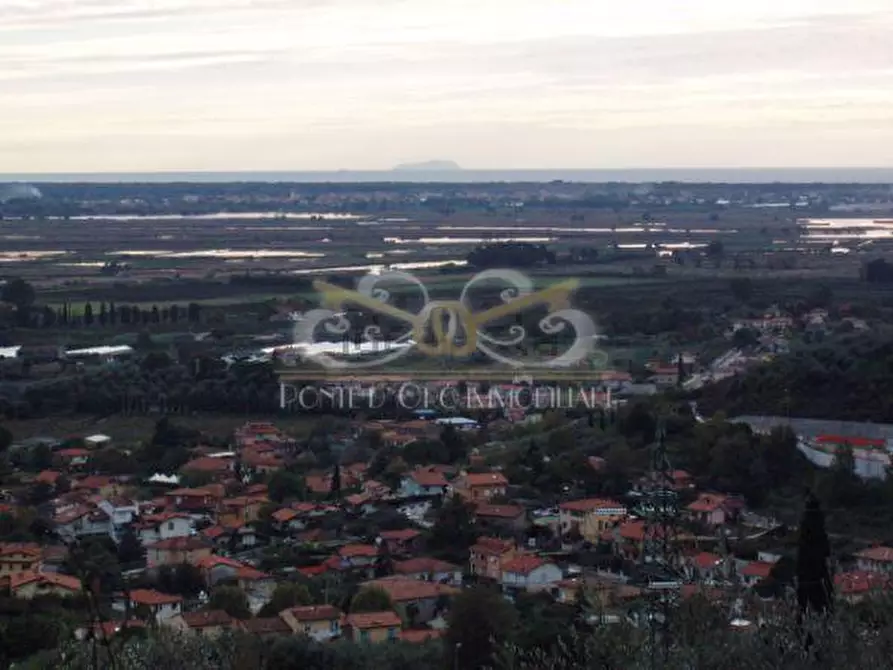 Immagine 6 di Rustico / casale in vendita  a Massarosa