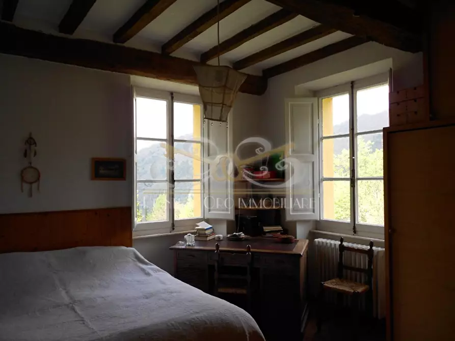 Immagine 18 di Villa in vendita  a Pietrasanta
