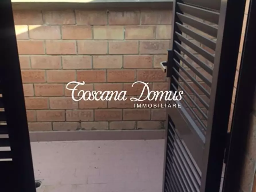 Immagine 7 di Appartamento in vendita  a Siena