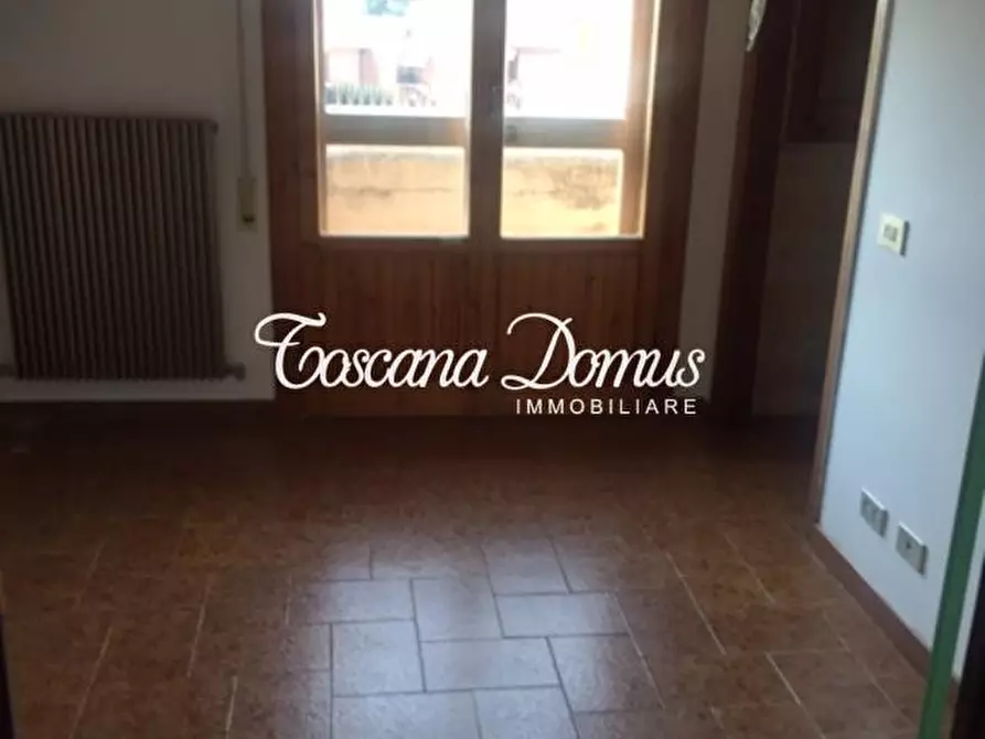 Immagine 6 di Appartamento in vendita  a Siena