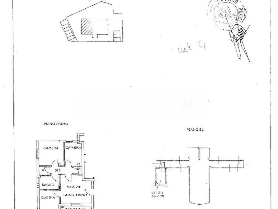 Immagine 11 di Appartamento in vendita  a Siena