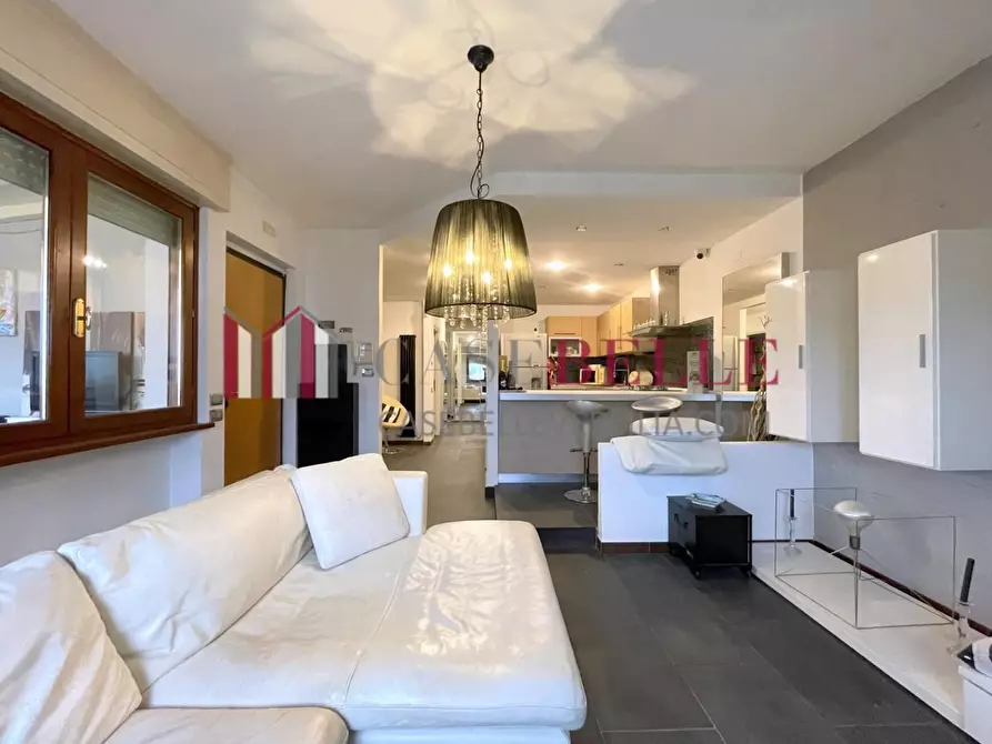 Immagine 6 di Appartamento in vendita  a Camaiore