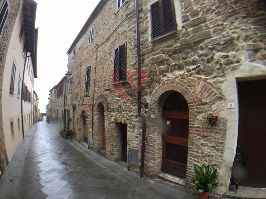 Immagine 11 di Appartamento in vendita  a Casole D'elsa