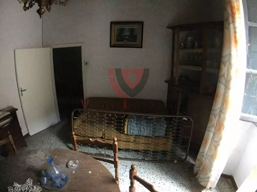 Immagine 7 di Appartamento in vendita  a Casole D'elsa