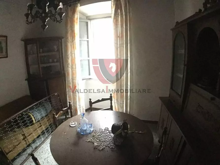 Immagine 10 di Appartamento in vendita  a Casole D'elsa