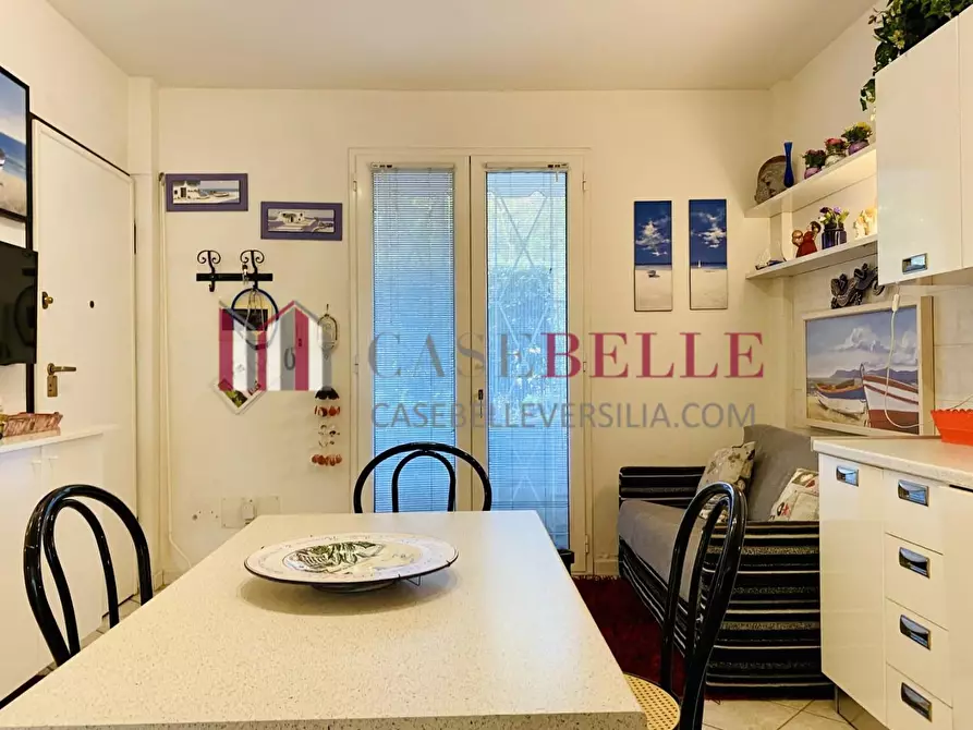 Immagine 8 di Appartamento in vendita  a Pietrasanta