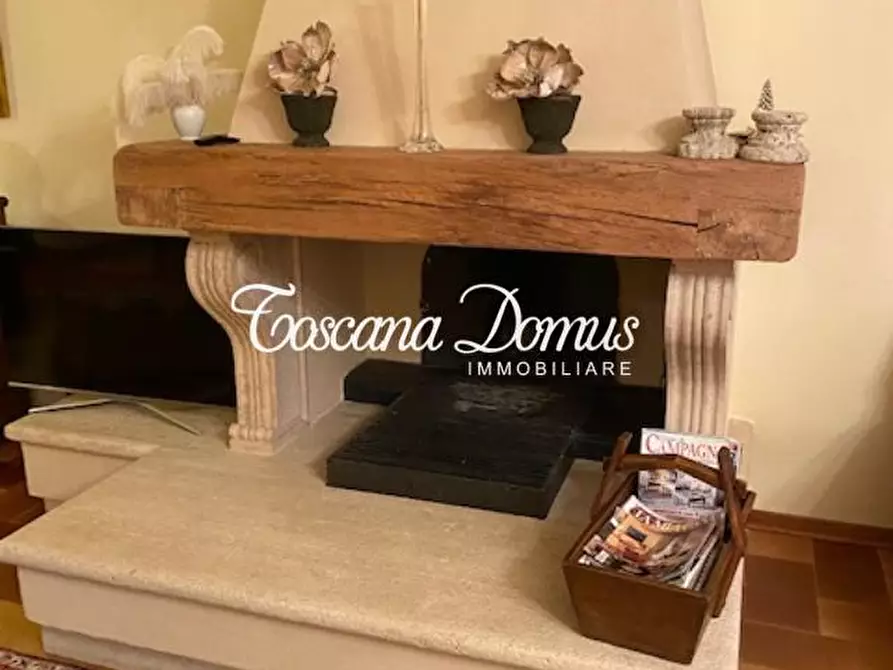 Immagine 14 di Casa colonica in vendita  a Siena