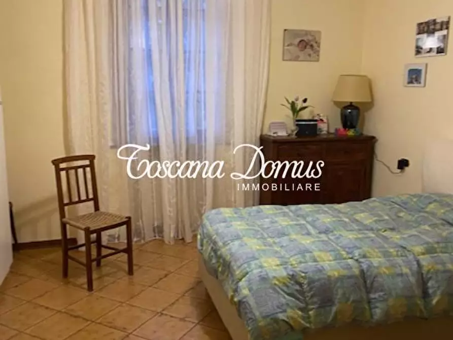 Immagine 18 di Casa colonica in vendita  a Siena