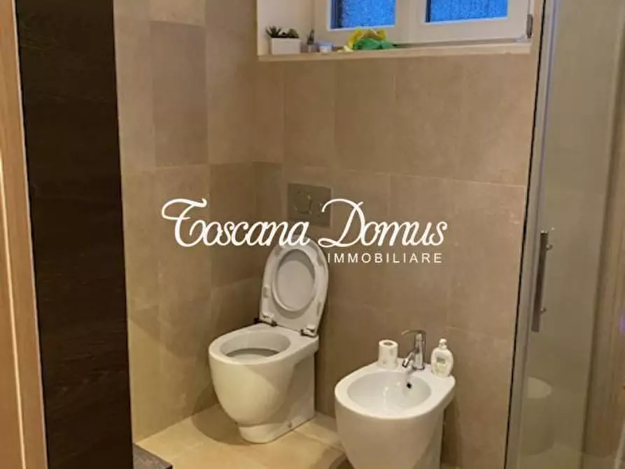 Immagine 8 di Casa colonica in vendita  a Siena