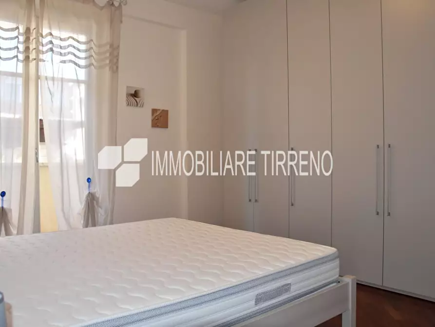 Immagine 14 di Appartamento in affitto  a Massa