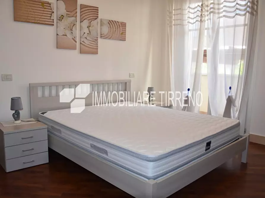 Immagine 13 di Appartamento in affitto  a Massa