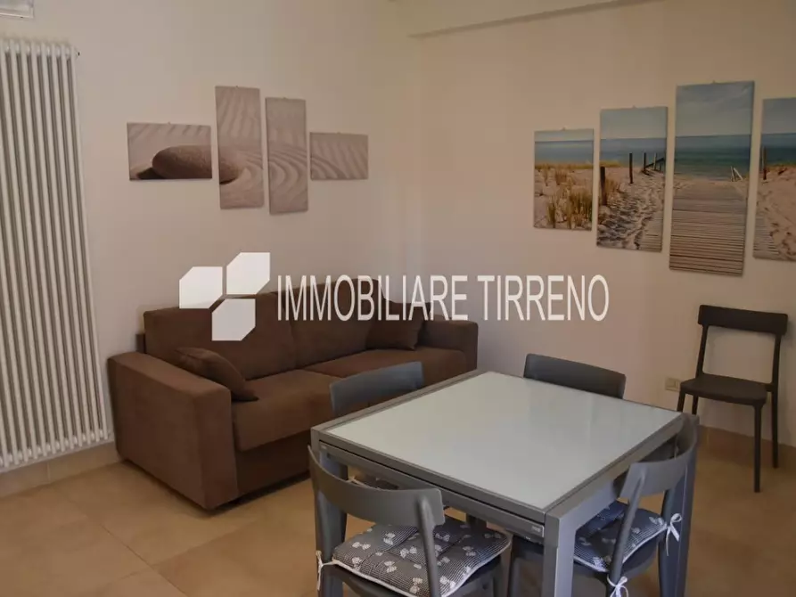 Immagine 7 di Appartamento in affitto  a Massa